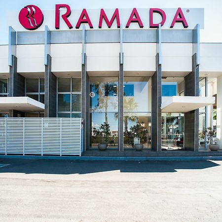 Ramada Hotel & Suites By Wyndham Cabramatta Eksteriør bilde