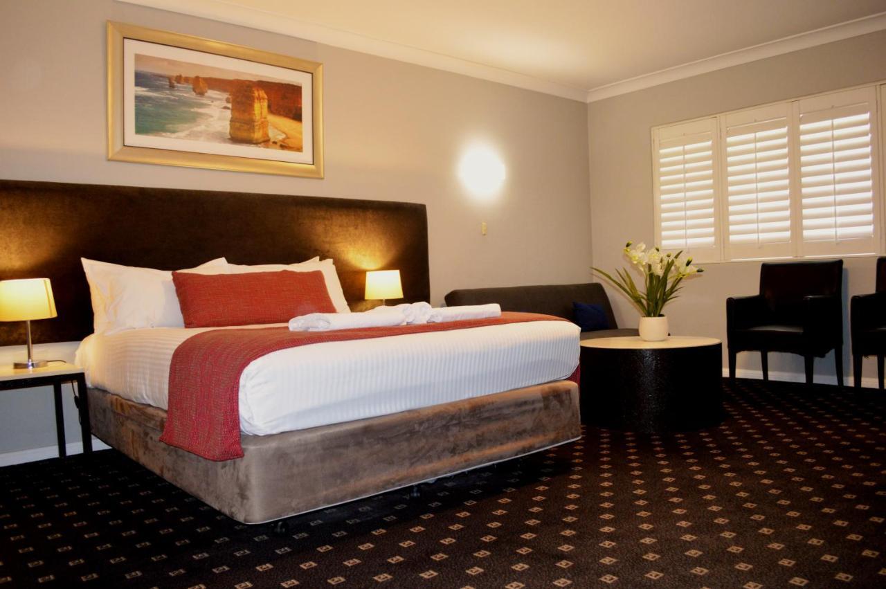 Ramada Hotel & Suites By Wyndham Cabramatta Eksteriør bilde