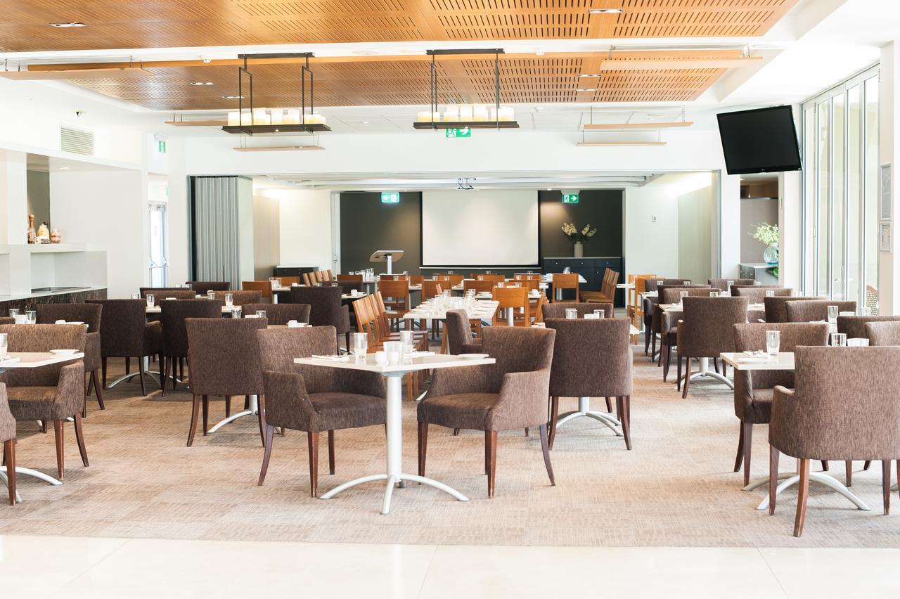 Ramada Hotel & Suites By Wyndham Cabramatta Eksteriør bilde