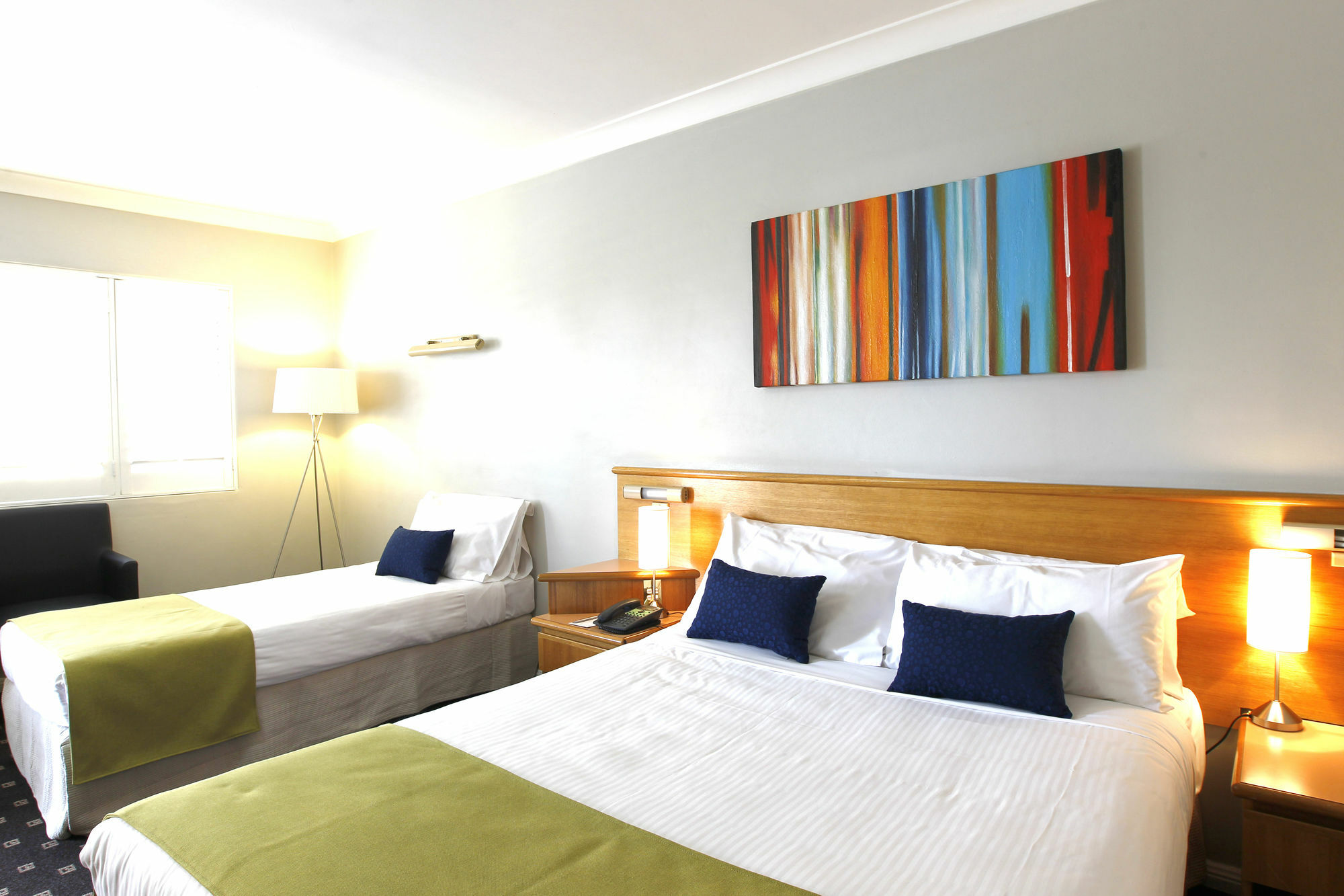 Ramada Hotel & Suites By Wyndham Cabramatta Eksteriør bilde