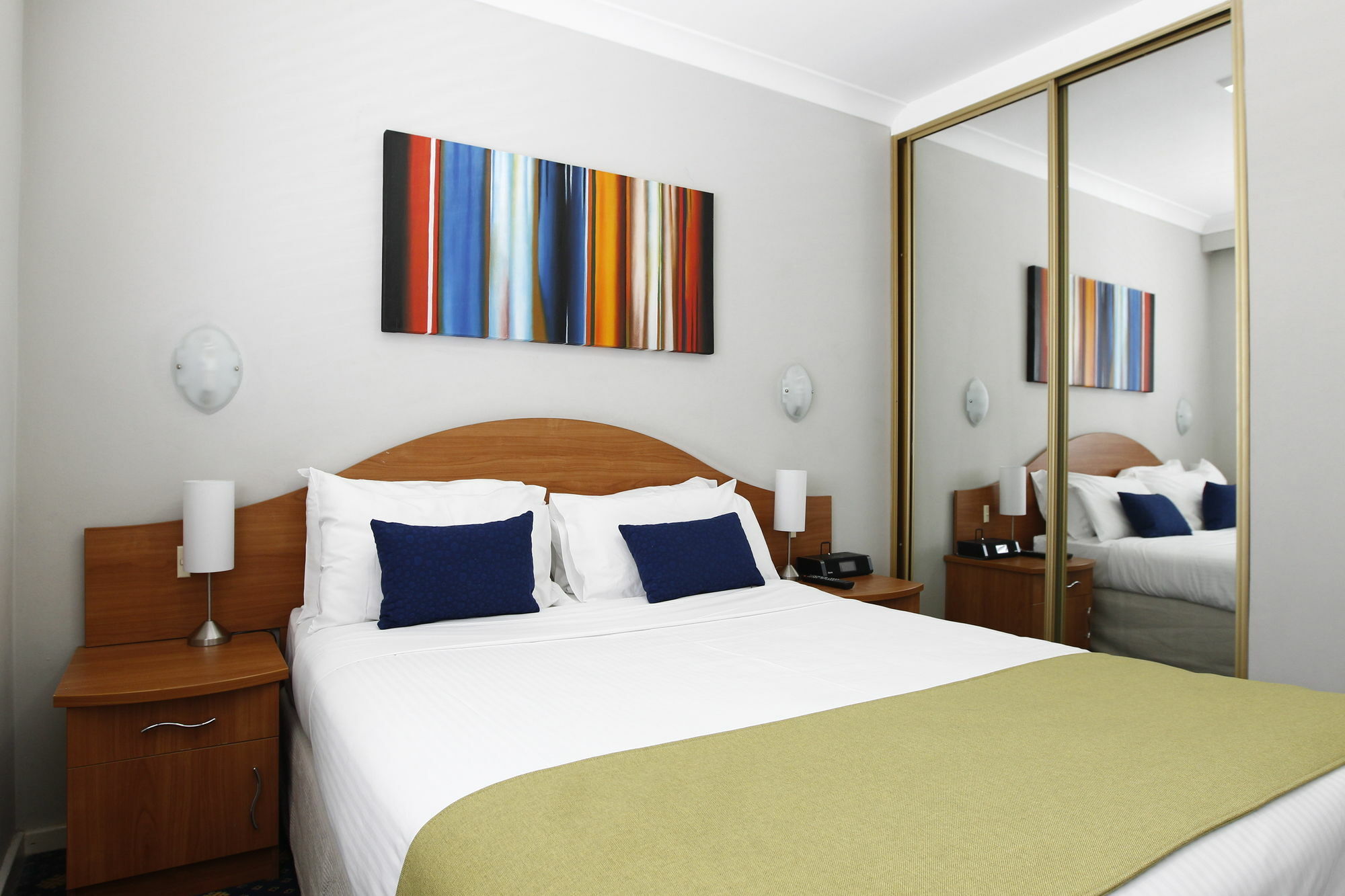 Ramada Hotel & Suites By Wyndham Cabramatta Eksteriør bilde